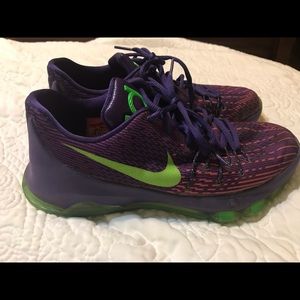 Boys KD shoes - great condition!